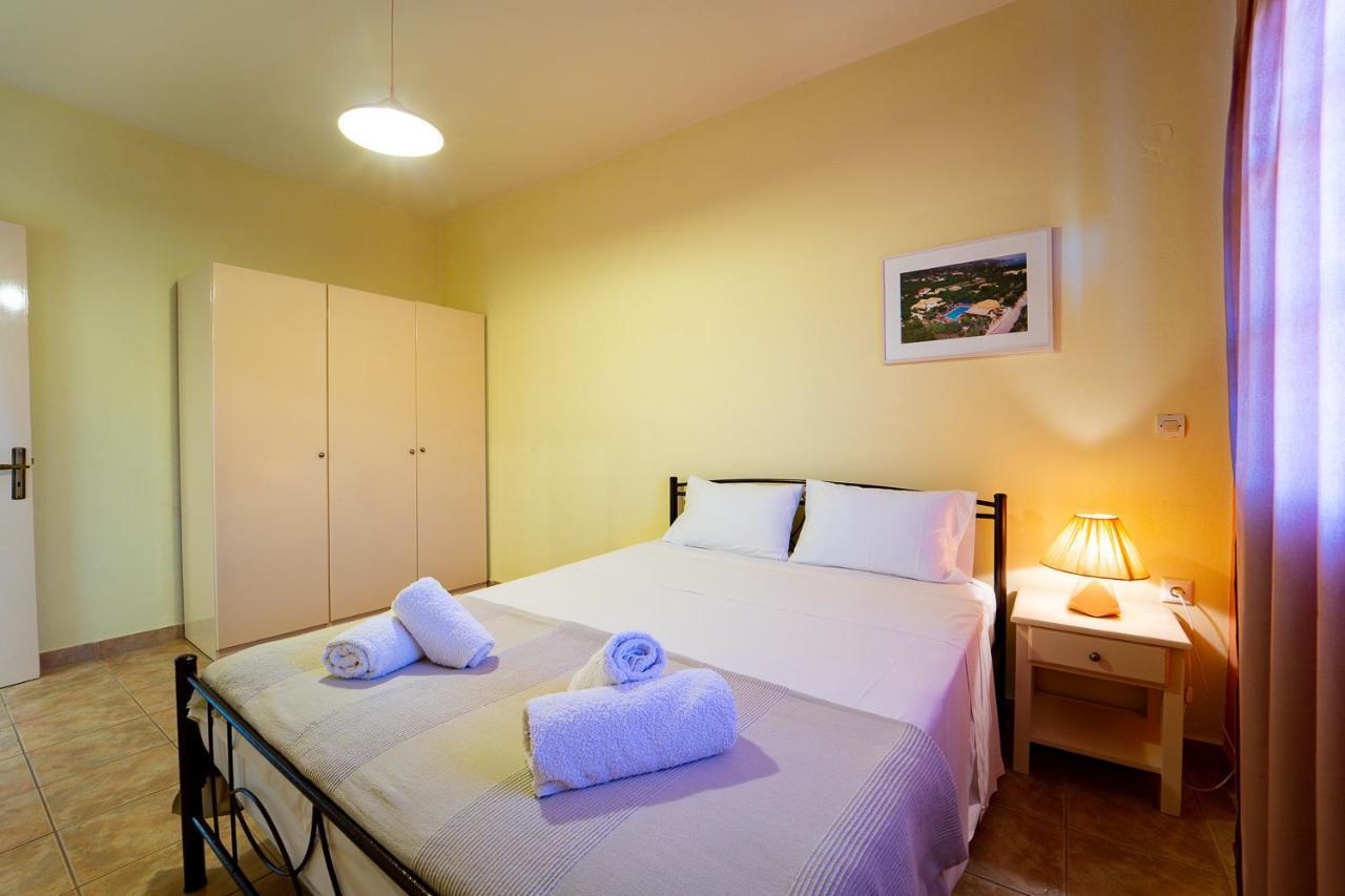 Ionio Holidays Katerina Apartments Vasilikos  Exterior photo